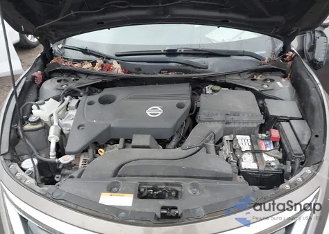 2013 Nissan Altima 2.5 Sv z USA, uszkodzony, nr VIN 1N4AL3AP1DN528105